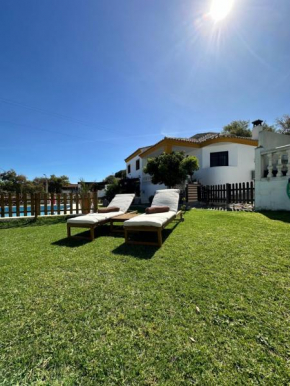 Paraiso de la Luz 7 bedrooms, swimming pool & 4 bathrooms